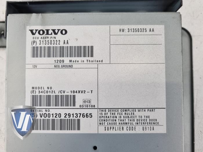 Radio versterker van een Volvo V40 (MV) 1.6 D2 2012