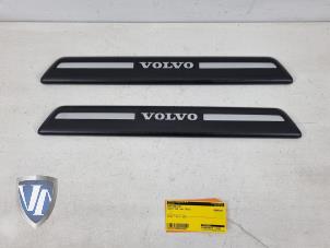 Gebruikte Portierlijst Volvo V40 (MV) 1.6 D2 Prijs € 36,30 Inclusief btw aangeboden door Vollux Carparts B.V.