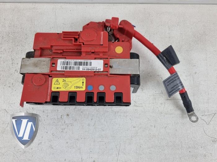 Gebruikte Stroomverdeler BMW 1 serie (E87/87N) 116i 1.6 16V Prijs € 42,35 Inclusief btw aangeboden door Vollux Carparts B.V.