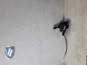 Gebruikte Selectiehendel automaat BMW 3 serie (E90) 320i 16V Prijs € 60,50 Inclusief btw aangeboden door Vollux Carparts B.V.