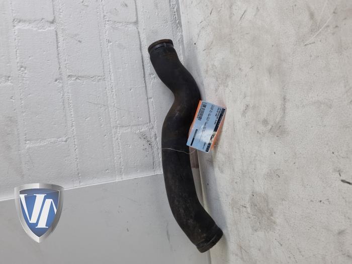 Gebruikte Intercooler Slang Volvo V50 Prijs € 35,00 Margeregeling aangeboden door Vollux Carparts B.V.
