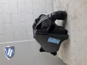 Gebruikte Luchtfilterhuis BMW 1-Serie Prijs € 30,00 Margeregeling aangeboden door Vollux Carparts B.V.