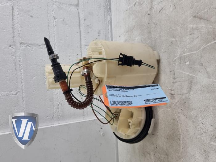 Gebruikte Tank element Pomp BMW Mini (R50/53) 1.6 16V Cooper Prijs € 60,50 Inclusief btw aangeboden door Vollux Carparts B.V.