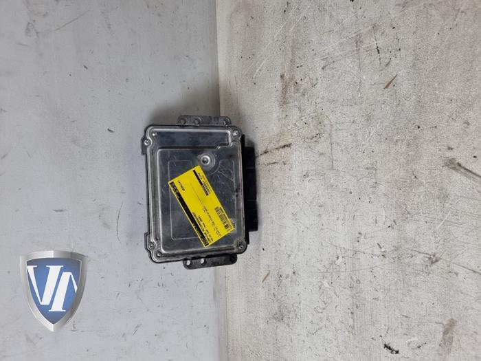 Gebruikte Computer Motormanagement Volvo C30 (EK/MK) 1.6 D 16V Prijs € 90,75 Inclusief btw aangeboden door Vollux Carparts B.V.