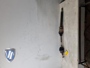 Gebruikte Aandrijfas rechts-voor Volvo V40 (MV) 1.6 D2 Prijs € 96,80 Inclusief btw aangeboden door Vollux Carparts B.V.