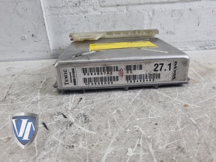 Gebruikte Computer Automatische Bak Volvo V70 (SW) 2.4 20V 170 Prijs € 59,29 Inclusief btw aangeboden door Vollux Carparts B.V.