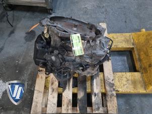 Gebruikte Automaatbak Volvo V70 (SW) 2.4 20V 170 Prijs € 544,50 Inclusief btw aangeboden door Vollux Carparts B.V.