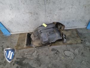 Gebruikte Slijkweerder BMW 3 serie Touring (E91) 318i 16V Prijs € 36,30 Inclusief btw aangeboden door Vollux Carparts B.V.