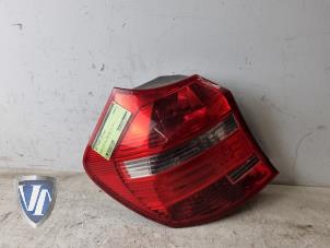 Gebruikte Achterlicht links BMW 1 serie (E87/87N) 118i 16V Prijs € 40,00 Margeregeling aangeboden door Vollux Carparts B.V.