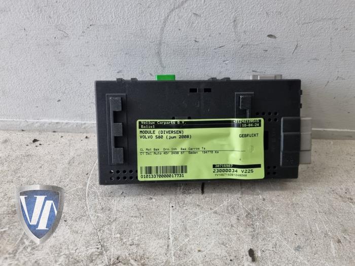 Gebruikte Module (diversen) Volvo S80 (AR/AS) 2.4 D5 20V 180 Prijs € 36,30 Inclusief btw aangeboden door Vollux Carparts B.V.