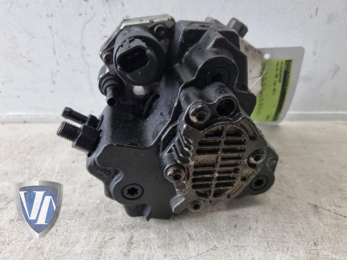 Gebruikte Hogedrukpomp Volvo V50 (MW) 1.6 D2 16V Prijs € 121,00 Inclusief btw aangeboden door Vollux Carparts B.V.