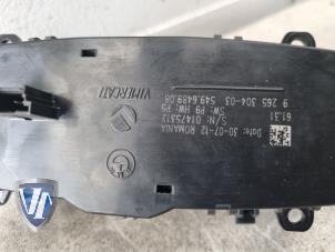 Gebruikte Schakelaar Licht BMW 1 serie (F20) 114i 1.6 16V Prijs € 42,35 Inclusief btw aangeboden door Vollux Carparts B.V.