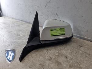 Gebruikte Spiegel Buiten links BMW 1 serie (F20) 114i 1.6 16V Prijs € 181,49 Inclusief btw aangeboden door Vollux Carparts B.V.