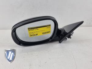 Gebruikte Buitenspiegel links BMW 3 serie (E90) 320i 16V Prijs € 90,75 Inclusief btw aangeboden door Vollux Carparts B.V.