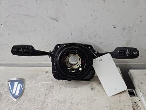 Gebruikte Licht + Raw Schakelaar BMW 1 serie (E81) 116i 2.0 16V Prijs € 49,99 Margeregeling aangeboden door Vollux Carparts B.V.