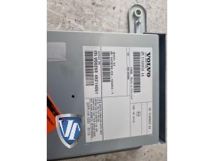 Gebruikte Radio module Volvo V40 (MV) 2.0 D4 16V Prijs € 121,00 Inclusief btw aangeboden door Vollux Carparts B.V.