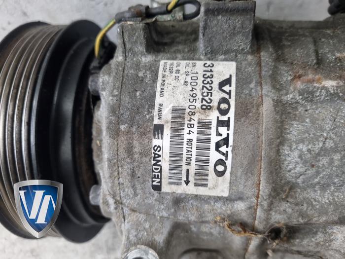 Gebruikte Aircopomp Volvo V60 I (FW/GW) 2.0 D4 16V Prijs € 121,00 Inclusief btw aangeboden door Vollux Carparts B.V.