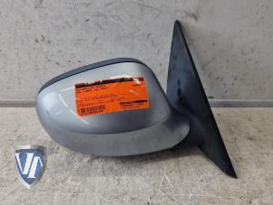 Gebruikte Buitenspiegel rechts BMW 3 serie (E90) 318i 16V Prijs op aanvraag aangeboden door Vollux Carparts B.V.