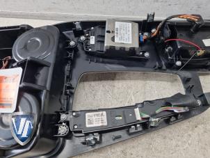 Gebruikte Middenconsoles BMW 5 serie Touring (F11) Prijs € 139,99 Margeregeling aangeboden door Vollux Carparts B.V.