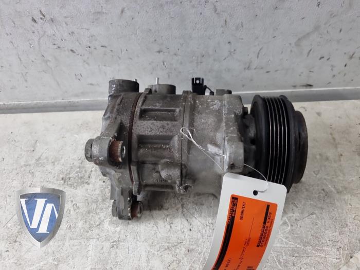 Gebruikte Aircopomp BMW 5 serie Touring (F11) Prijs € 84,70 Inclusief btw aangeboden door Vollux Carparts B.V.