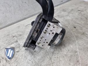 Gebruikte ABS Pomp BMW 3 serie (F30) 320i 2.0 16V Prijs € 133,10 Inclusief btw aangeboden door Vollux Carparts B.V.