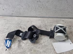 Gebruikte Veiligheidsgordel links-voor BMW 1 serie (F20) 116i 1.6 16V Prijs € 36,30 Inclusief btw aangeboden door Vollux Carparts B.V.