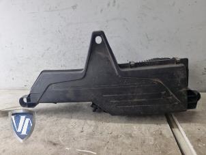 Gebruikte Luchtfilterhuis BMW 1 serie (F20) 116d 1.5 12V TwinPower Prijs € 60,49 Inclusief btw aangeboden door Vollux Carparts B.V.