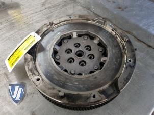 Gebruikte Dubbele massa vliegwiel BMW 1 serie (F20) 114i 1.6 16V Prijs € 205,69 Inclusief btw aangeboden door Vollux Carparts B.V.