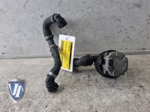 Gebruikte Extra waterpomp BMW 3-Serie Prijs op aanvraag aangeboden door Vollux Carparts B.V.