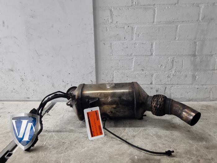 Gebruikte Roetfilter BMW 5 serie (F10) 520d 16V Prijs € 423,50 Inclusief btw aangeboden door Vollux Carparts B.V.