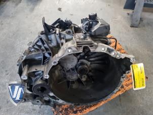 Gebruikte Versnellingsbak Volvo V40 (MV) 2.0 D2 16V Prijs € 423,49 Inclusief btw aangeboden door Vollux Carparts B.V.