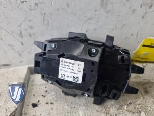 Gebruikte Regelunit Multi Media BMW 5 serie Touring (E61) 525i 24V Prijs € 42,35 Inclusief btw aangeboden door Vollux Carparts B.V.