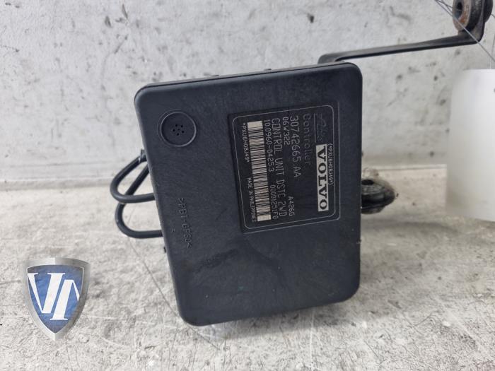 Gebruikte ABS Pomp Volvo V50 (MW) 1.6 16V Prijs € 60,44 Inclusief btw aangeboden door Vollux Carparts B.V.