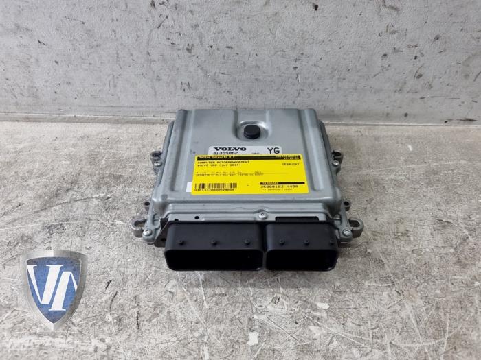 Gebruikte Computer Motormanagement Volvo V60 I (FW/GW) 2.4 D6 20V Plug-in Hybrid AWD Prijs € 83,49 Inclusief btw aangeboden door Vollux Carparts B.V.