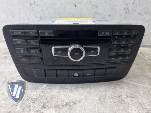Gebruikte Radio CD Speler Mercedes B (W246) 1.6 B-180 BlueEFFICIENCY Turbo 16V Prijs € 228,69 Inclusief btw aangeboden door Vollux Carparts B.V.