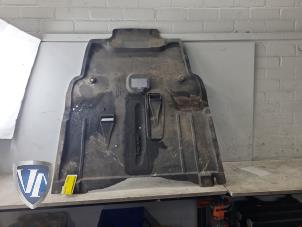 Gebruikte Motor Beschermplaat Mercedes B (W246) 1.6 B-180 BlueEFFICIENCY Turbo 16V Prijs € 48,39 Inclusief btw aangeboden door Vollux Carparts B.V.