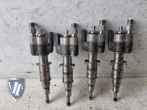 Gebruikte Injector (benzine injectie) BMW 1 serie (E81) 116i 2.0 16V Prijs € 272,25 Inclusief btw aangeboden door Vollux Carparts B.V.