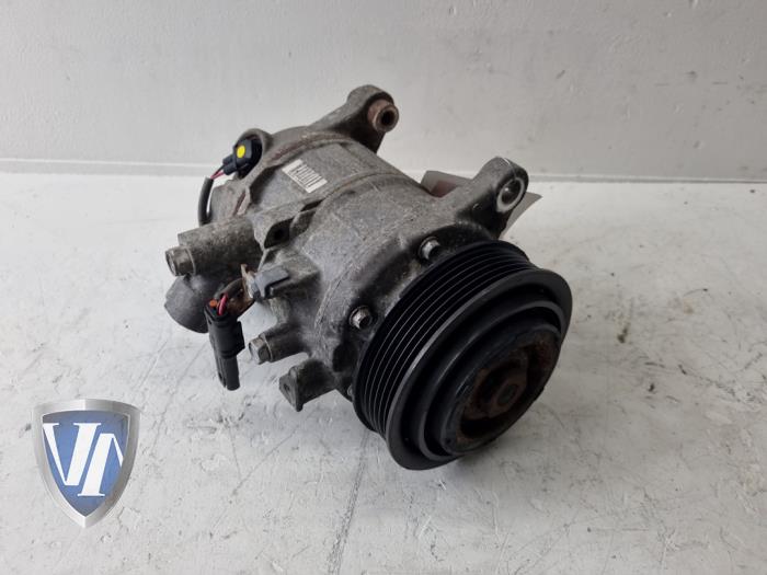 Gebruikte Aircopomp BMW 3 serie (F30) 328i 2.0 16V Prijs € 87,73 Inclusief btw aangeboden door Vollux Carparts B.V.