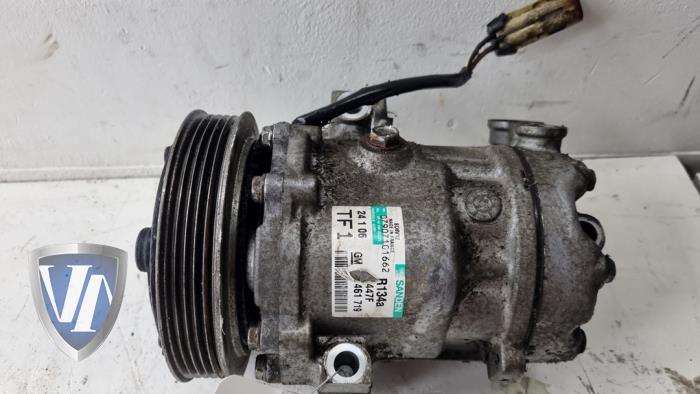 Gebruikte Aircopomp Opel Corsa D Prijs € 48,40 Inclusief btw aangeboden door Vollux Carparts B.V.