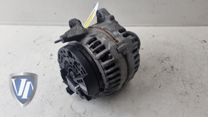 Gebruikte Alternator Seat Leon (1P1) 2.0 TDI 16V Prijs € 42,35 Inclusief btw aangeboden door Vollux Carparts B.V.