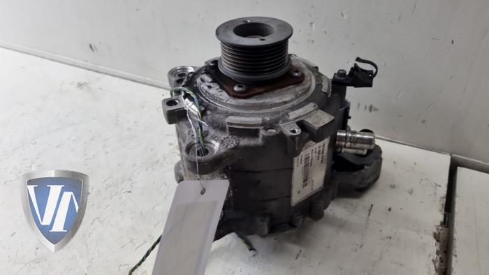 Gebruikte Dynamo Volvo V60 I (FW/GW) 2.4 D6 20V Plug-in Hybrid AWD Prijs op aanvraag aangeboden door Vollux Carparts B.V.