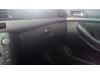 Dashboardkastje van een Toyota Avensis Wagon (T25/B1E), Combi, 2003 / 2008 2006