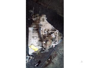 Gebruikte Versnellingsbak Kia Cee'd Sporty Wagon (EDF) 1.4 16V Prijs € 299,99 Margeregeling aangeboden door Autodemontage Tegelen