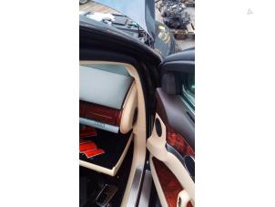 Gebruikte Portierrubber 4Deurs rechts-voor Volkswagen Phaeton (3D) 3.2 V6 30V 4Motion Lang Prijs € 14,99 Margeregeling aangeboden door Autodemontage Smeets Janssen