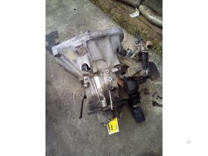 Gebruikte Versnellingsbak Alfa Romeo 156 Sportwagon (932) 1.8 Twin Spark 16V Prijs € 249,99 Margeregeling aangeboden door Autodemontage Tegelen