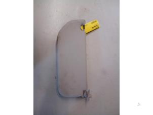 Gebruikte Zonneklep set Peugeot 107 1.0 12V Prijs € 25,00 Margeregeling aangeboden door Autodemontage Tegelen