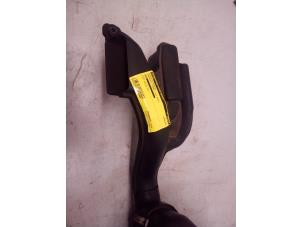 Gebruikte Luchtfilterhuis Chevrolet Spark (M300) 1.0 16V Bifuel Prijs € 49,00 Margeregeling aangeboden door Autodemontage Tegelen