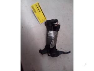 Gebruikte Pen Bobine Smart Forfour (454) 1.1 12V Prijs € 10,00 Margeregeling aangeboden door Autodemontage Tegelen