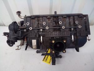 Gebruikte Inlaatspruitstuk Opel Corsa D 1.2 16V Prijs € 69,99 Margeregeling aangeboden door Autodemontage Tegelen