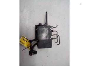 Gebruikte ABS Pomp Chevrolet Spark (M300) 1.0 16V Bifuel Prijs € 28,99 Margeregeling aangeboden door Autodemontage Tegelen